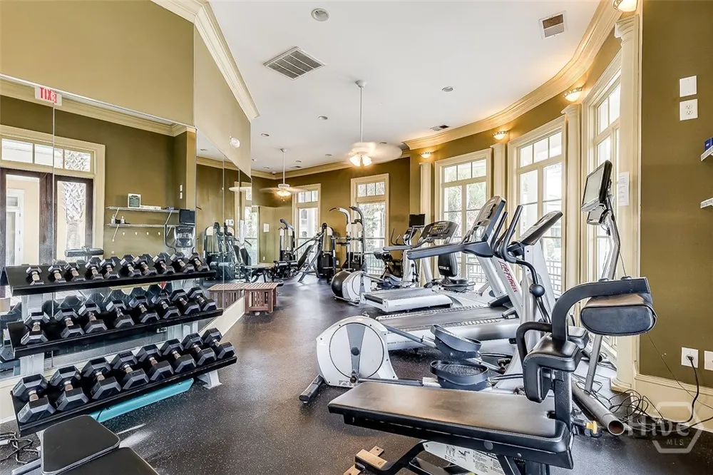 1513 Whitemarsh Way Savannah, GA 31410