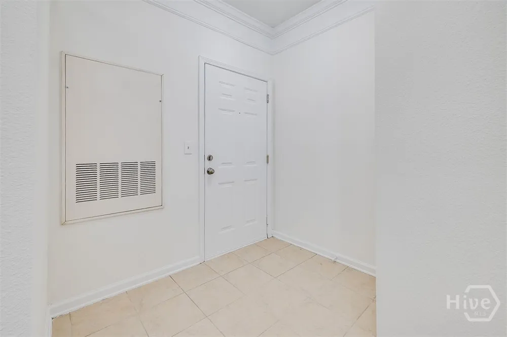 1513 Whitemarsh Way Savannah, GA 31410