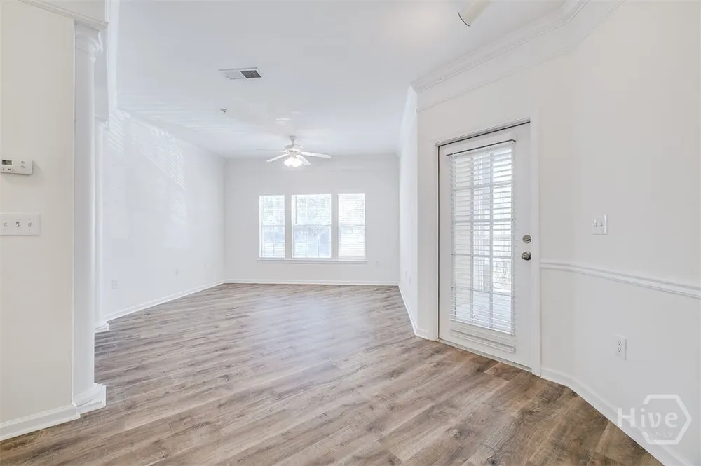 1513 Whitemarsh Way Savannah, GA 31410