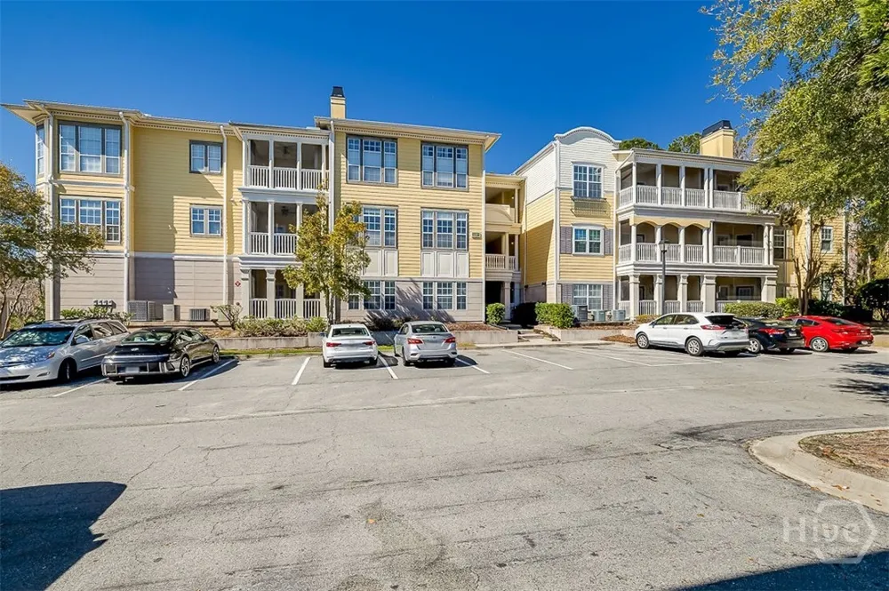 1513 Whitemarsh Way Savannah, GA 31410