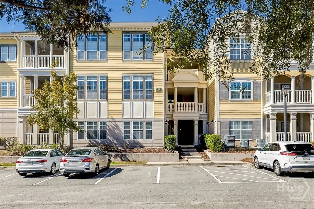 1513 Whitemarsh Way Savannah, GA 31410