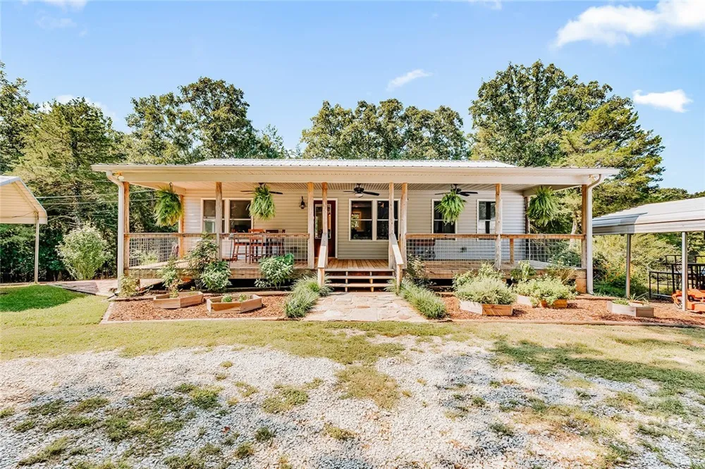 3288 King Hall Mill Road Bowman, GA 30624