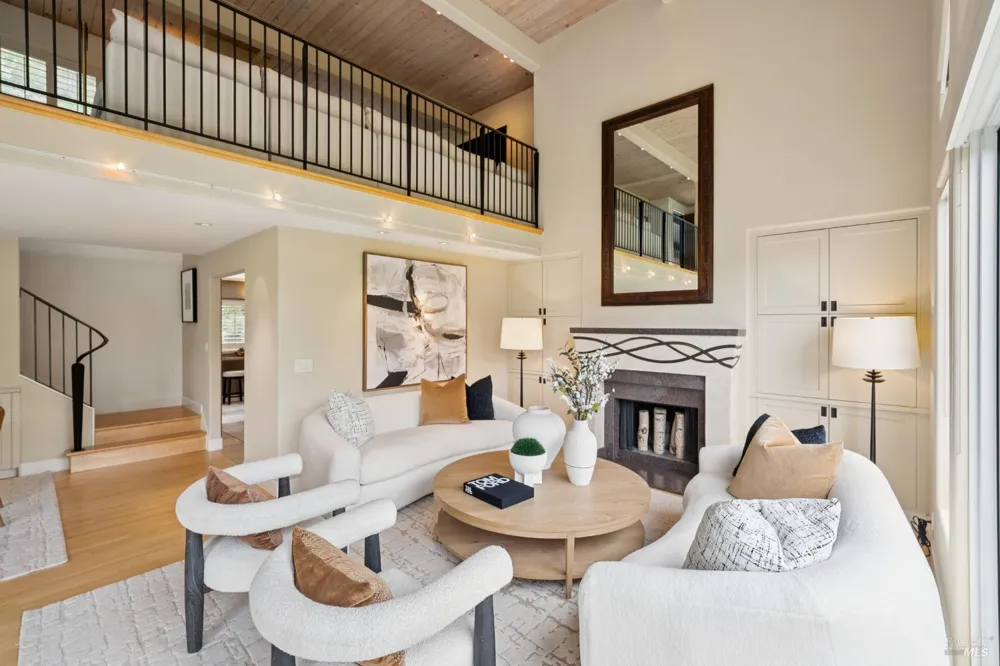 160 Piedmont Court Larkspur, CA 94939