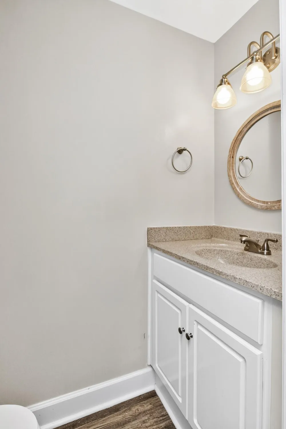 226 Edgewood Dr Hendersonville, TN 37075