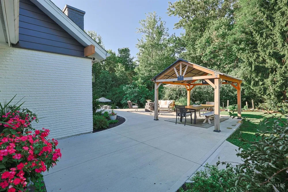 10600 Indian Woods Drive Montgomery, OH 45242