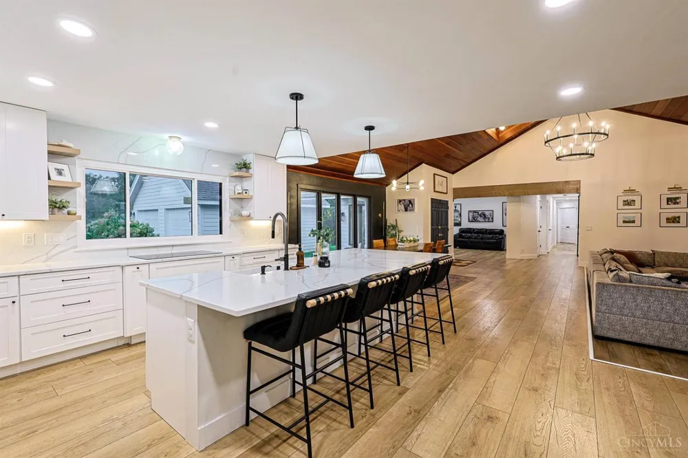 10600 Indian Woods Drive Montgomery, OH 45242