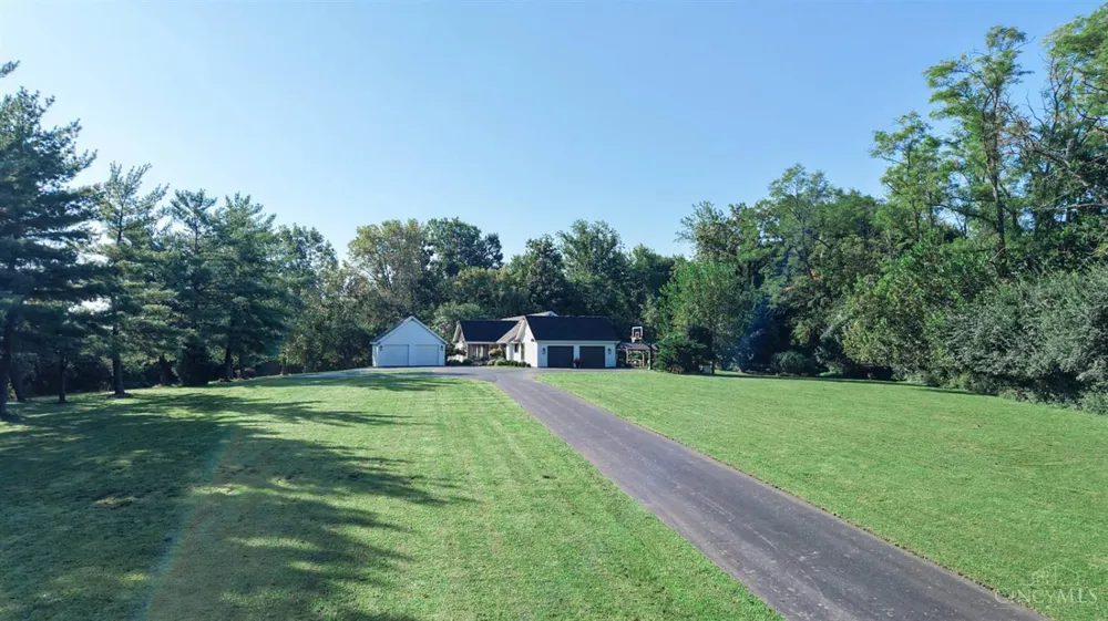 10600 Indian Woods Drive Montgomery, OH 45242