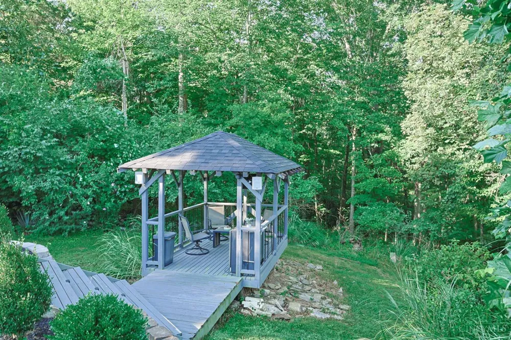 10600 Indian Woods Drive Montgomery, OH 45242