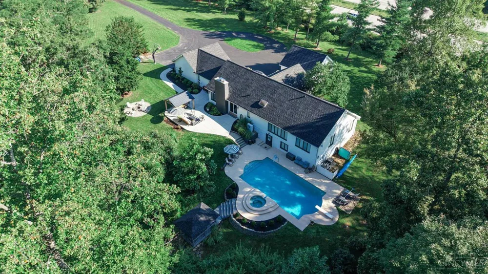 10600 Indian Woods Drive Montgomery, OH 45242