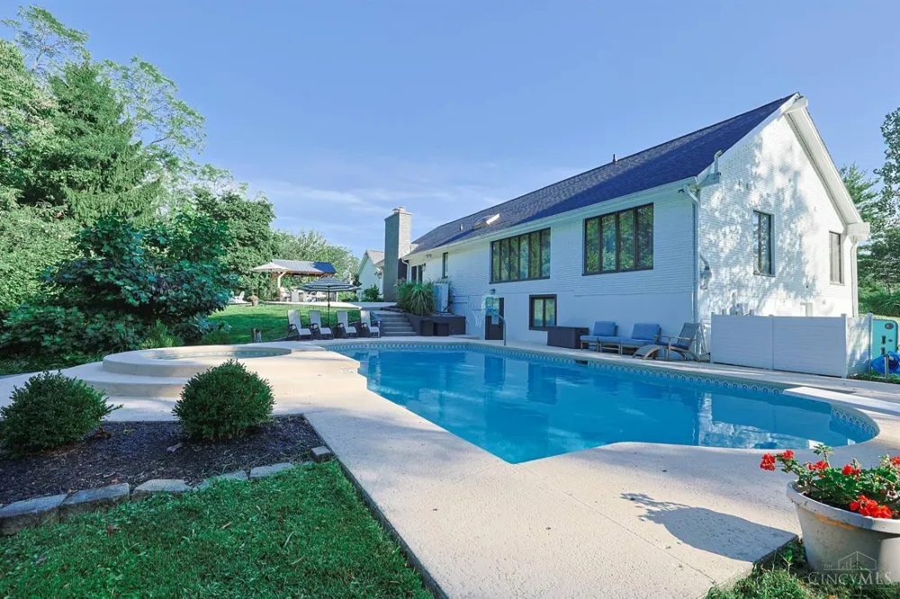 10600 Indian Woods Drive Montgomery, OH 45242