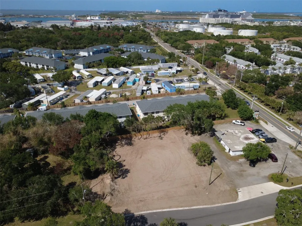 OAK LANE Cape Canaveral, FL 32920