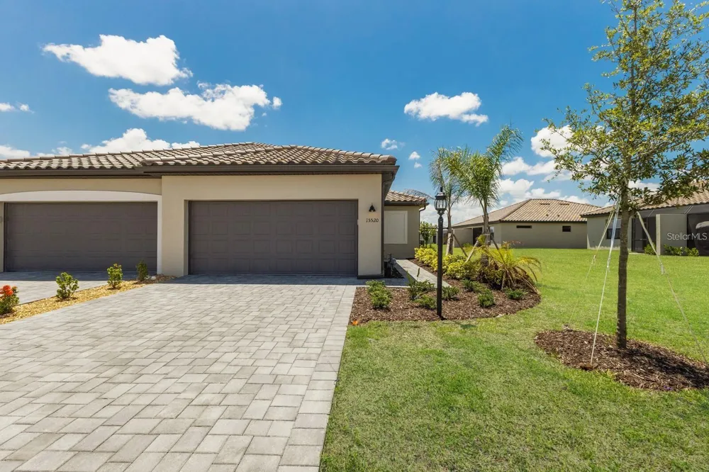 15520 SUNNY DAY DRIVE Bradenton, FL 34211