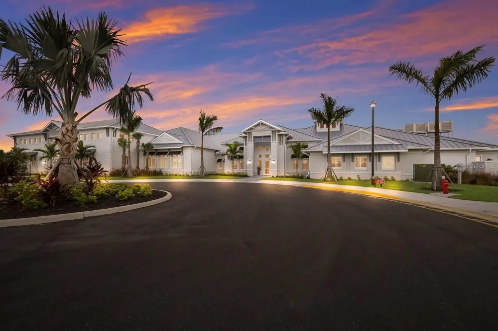 15520 SUNNY DAY DRIVE Bradenton, FL 34211