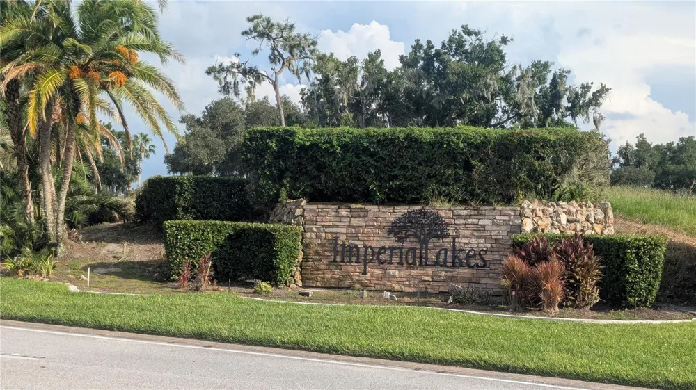 5045 MISTY LAKE DRIVE Mulberry, FL 33860