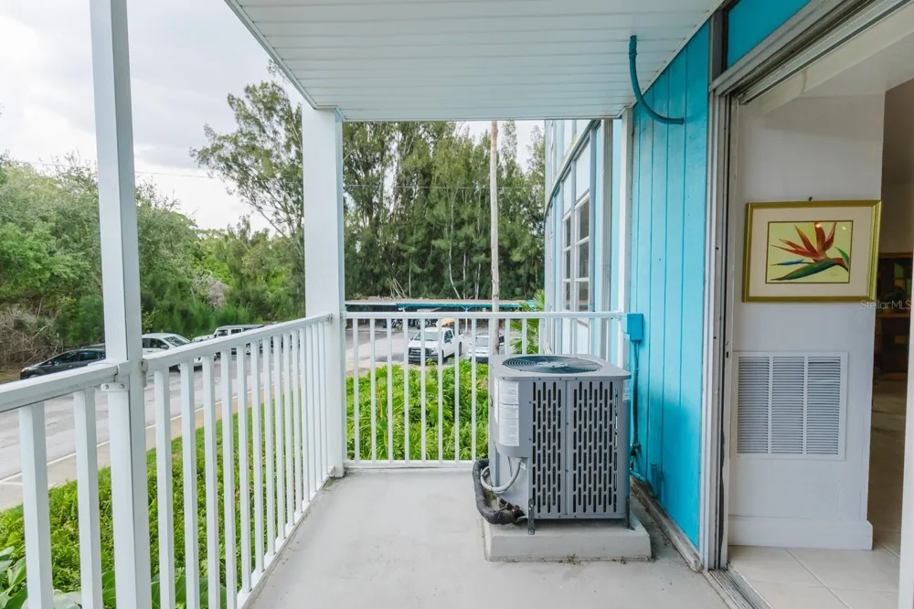 3315 58TH AVENUE S #222 St Petersburg, FL 33712