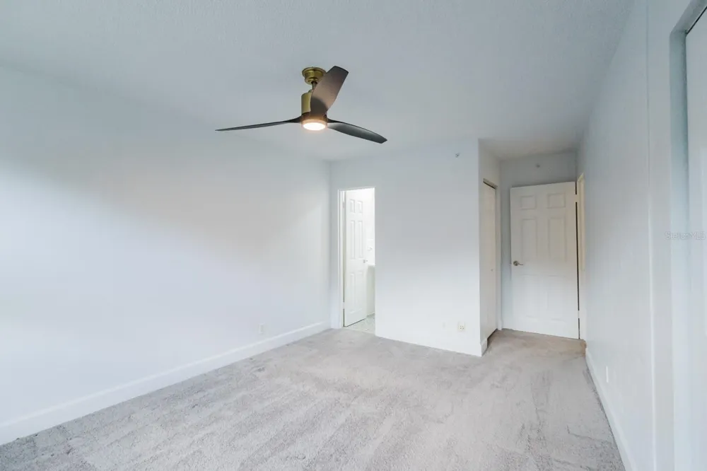 3315 58TH AVENUE S #222 St Petersburg, FL 33712