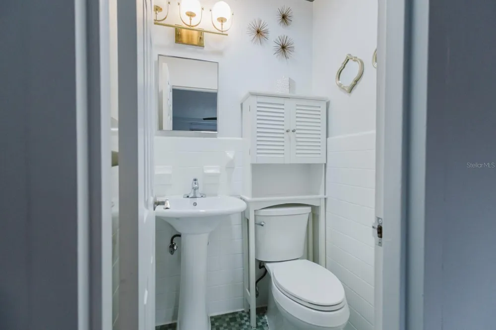 3315 58TH AVENUE S #222 St Petersburg, FL 33712