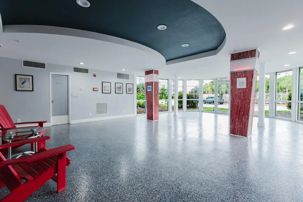 3315 58TH AVENUE S #222 St Petersburg, FL 33712