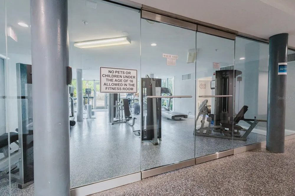 3315 58TH AVENUE S #222 St Petersburg, FL 33712