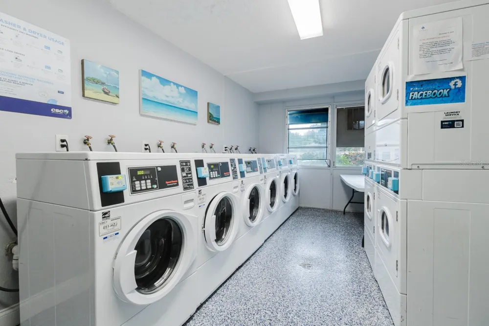 3315 58TH AVENUE S #222 St Petersburg, FL 33712