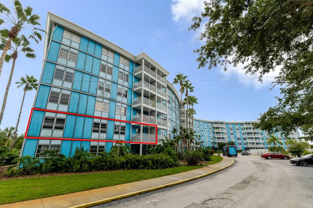 3315 58TH AVENUE S #222 St Petersburg, FL 33712
