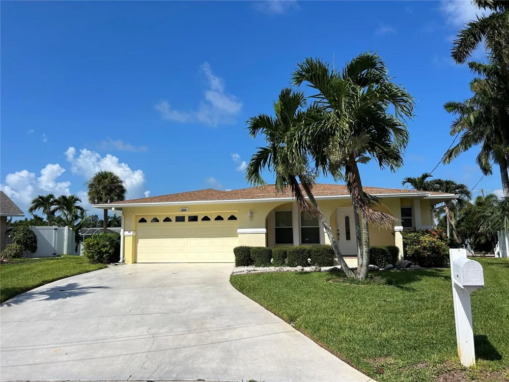 4528 NASSAU ROAD Bradenton, FL 34210