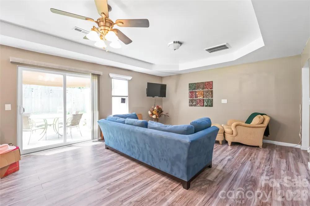 2241 Indian Cross Trail Matthews, NC 28104