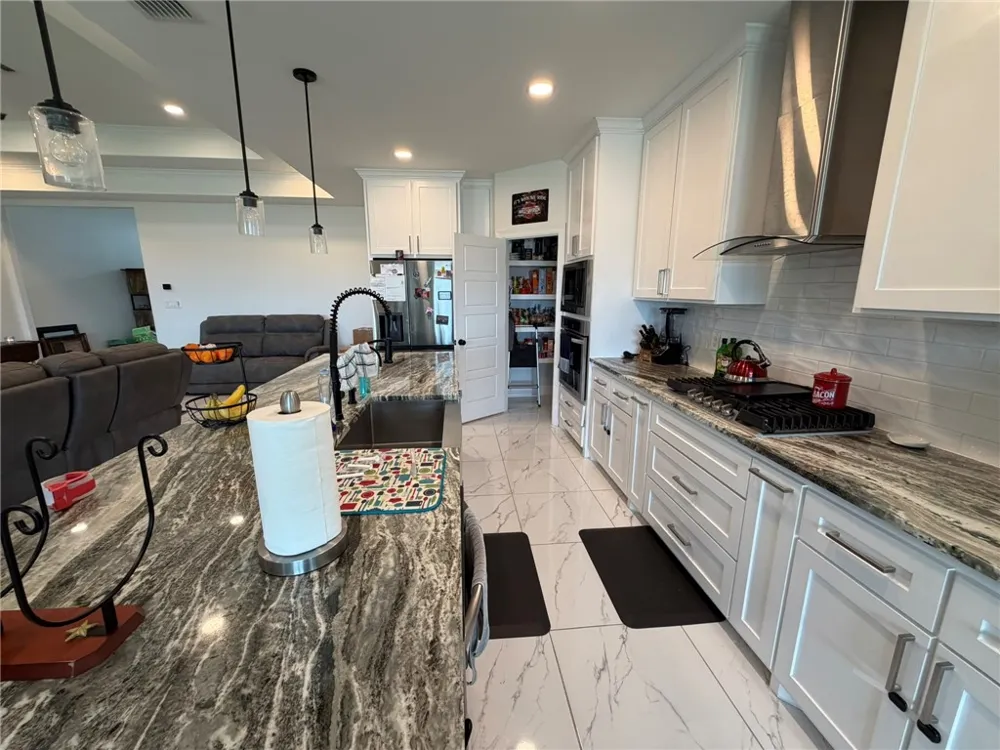 7830 Leylah Drive Corpus Christi, TX 78414