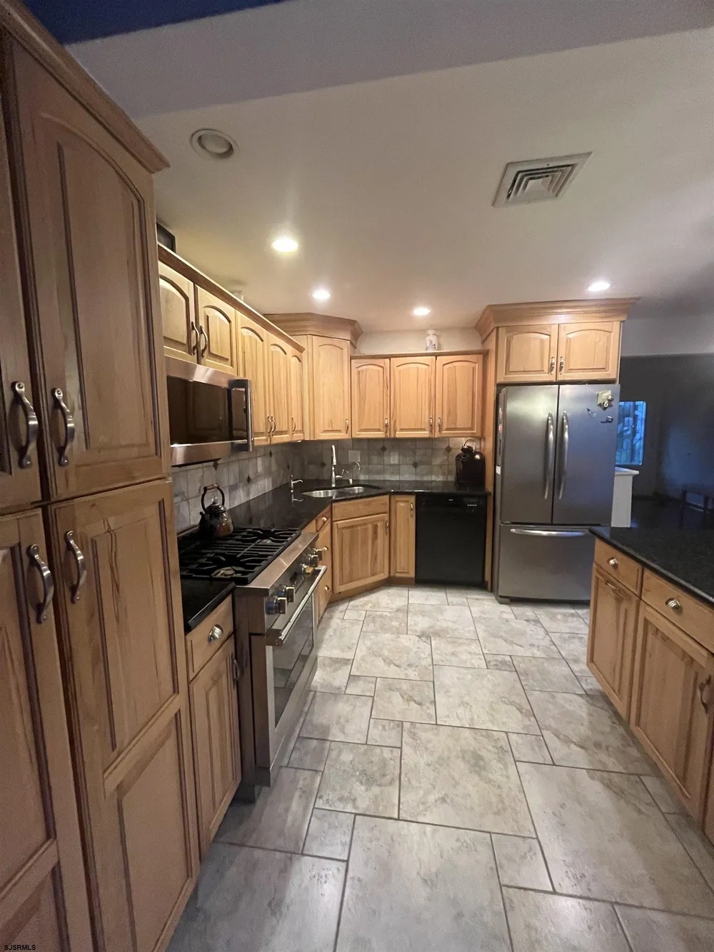 308 Steven Dr Linwood, NJ 08221