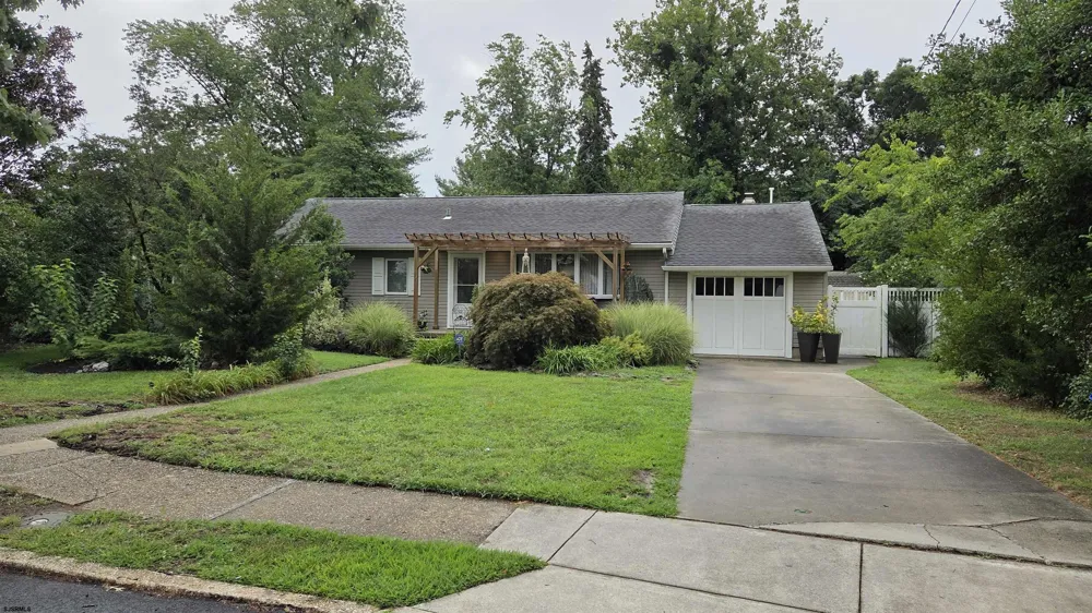 308 Steven Dr Linwood, NJ 08221