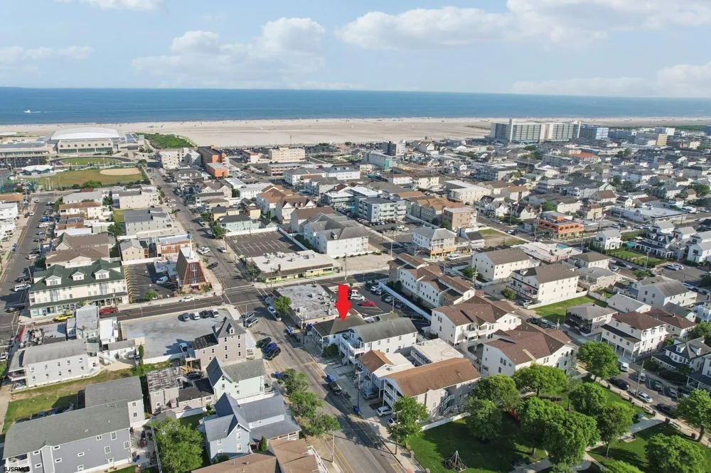 148 E Burk Ave Wildwood, NJ 08260
