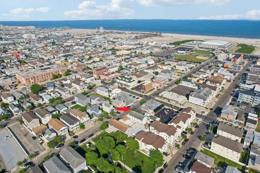 148 E Burk Ave Wildwood, NJ 08260