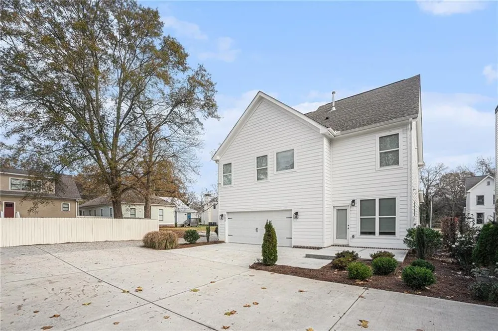 352 Davis Street Monroe, GA 30655
