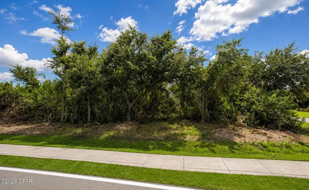 2240 Broadpoint Drive Punta Gorda, FL 33955