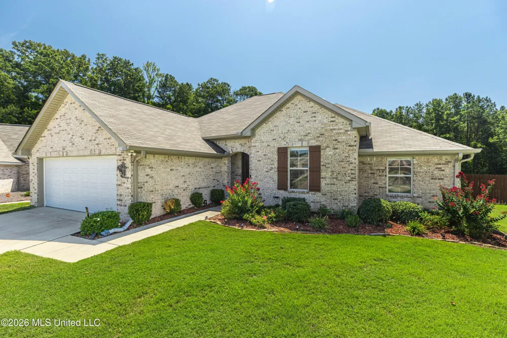1019 Silver Circle Pearl, MS 39208