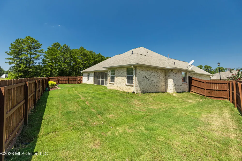 1019 Silver Circle Pearl, MS 39208