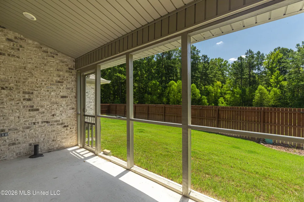 1019 Silver Circle Pearl, MS 39208