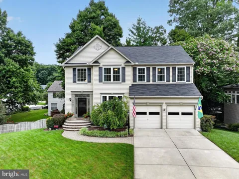 2803 ERNA COURT