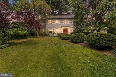 2302 BELLEVUE ROAD
