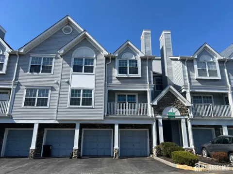 207 Prestwick Way