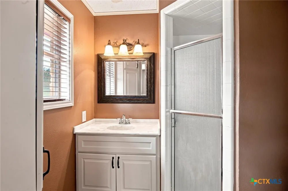 108 Castleway Street Victoria, TX 77904
