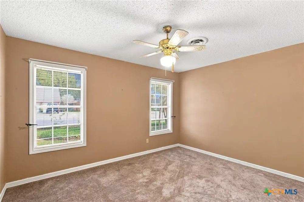 108 Castleway Street Victoria, TX 77904