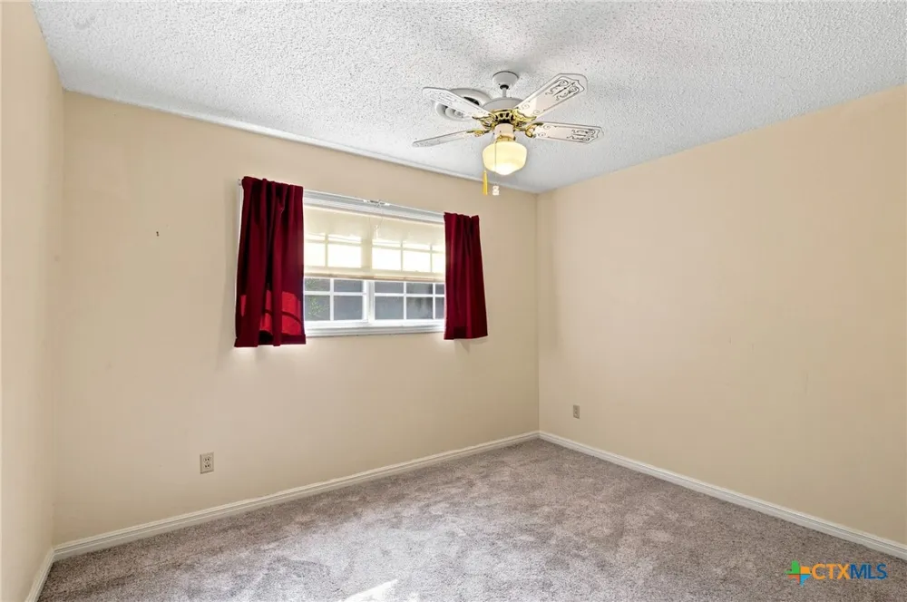 108 Castleway Street Victoria, TX 77904