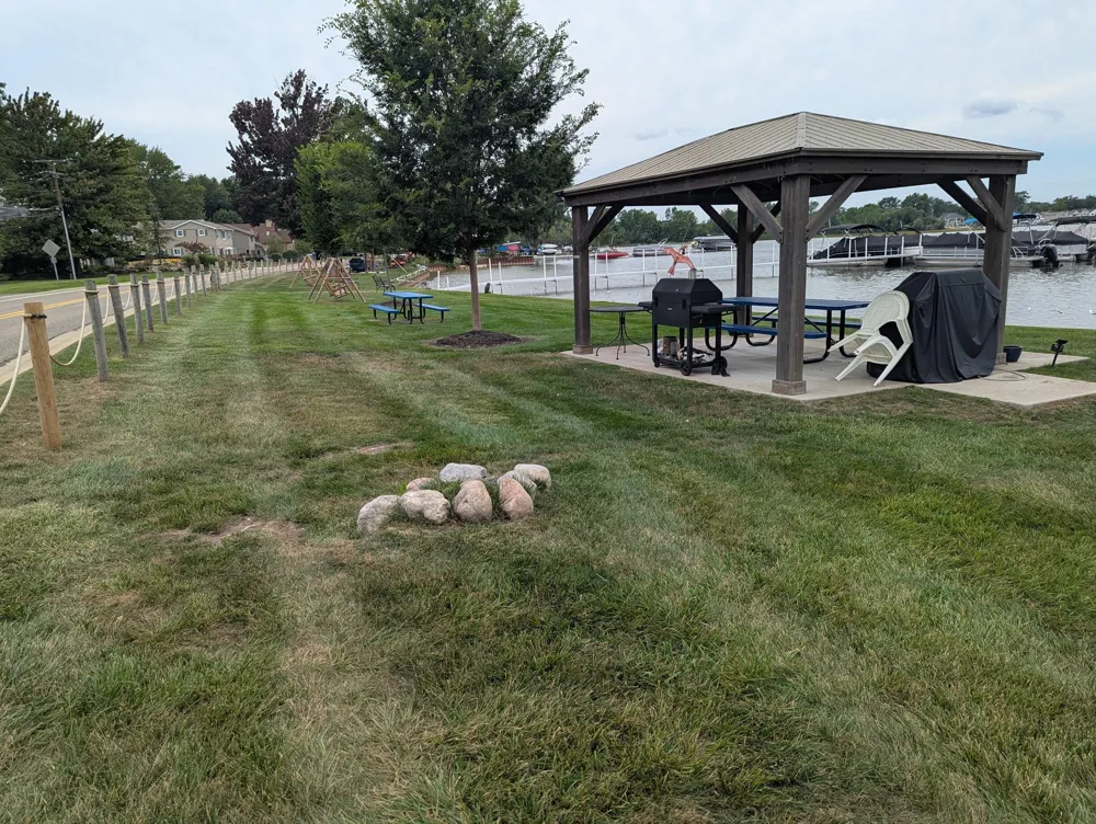 1155 S Lake #45 Novi, MI 48377