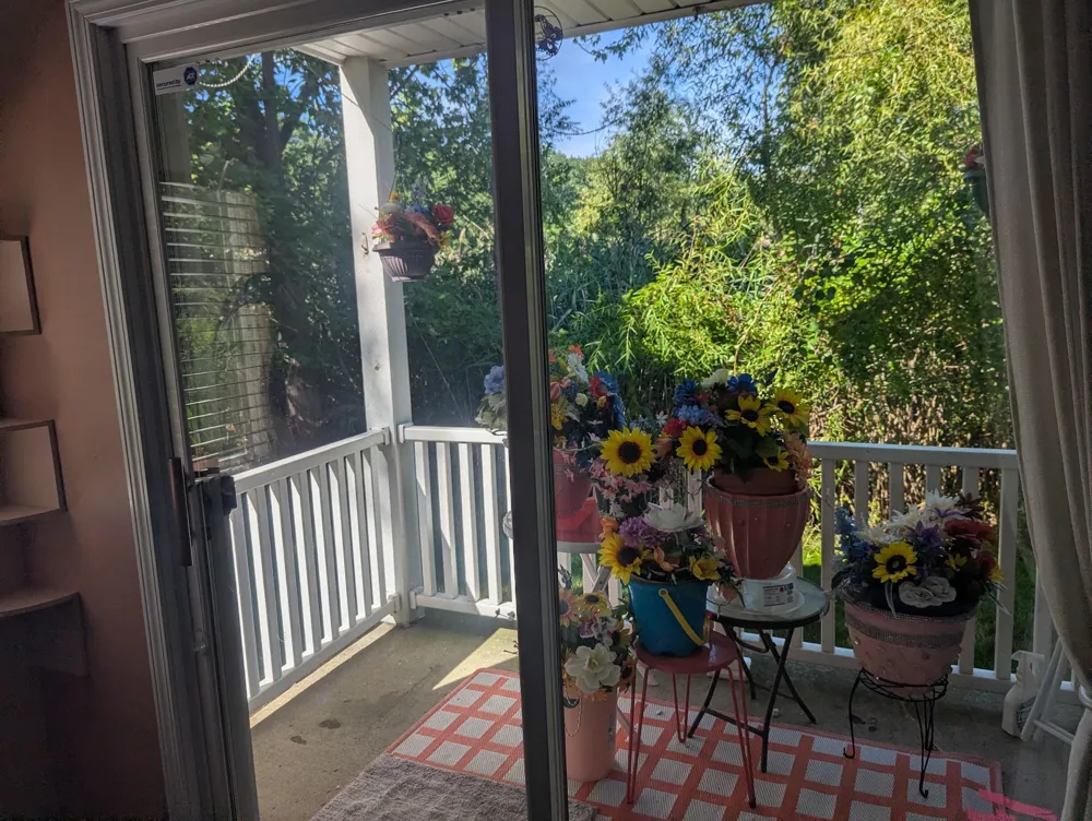 1155 S Lake #45 Novi, MI 48377