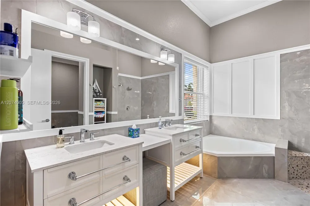 18548 Harbor Light Way Boca Raton, FL 33498