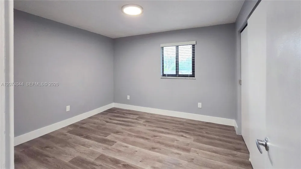 50 W 28th St #54 Hialeah, FL 33010