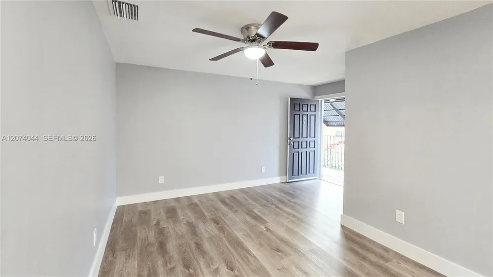 50 W 28th St #54 Hialeah, FL 33010