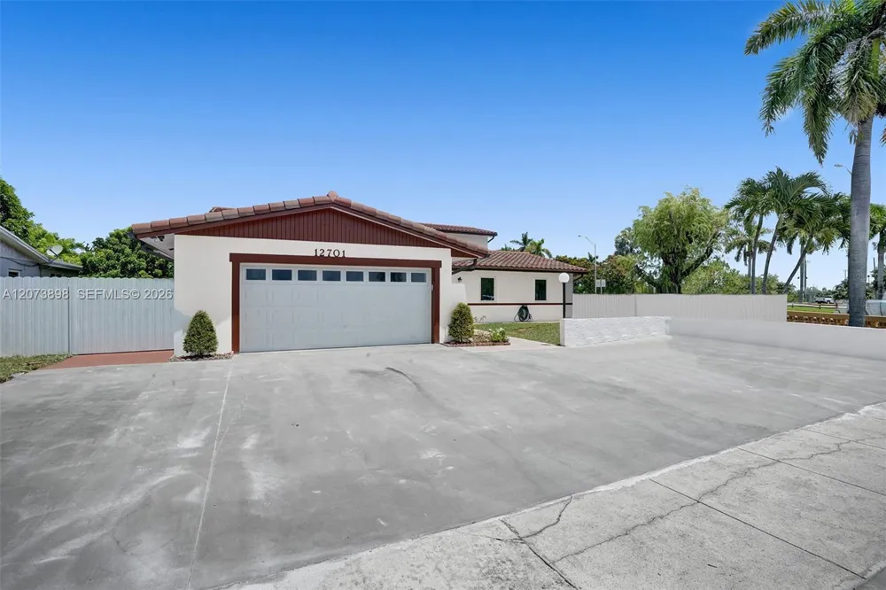 12701 SW 80th St Miami, FL 33183