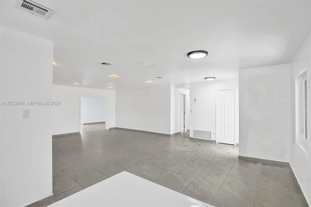 12701 SW 80th St Miami, FL 33183